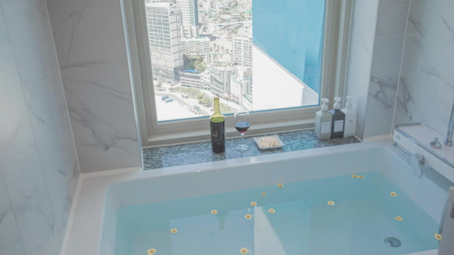 Ocean Sky Osila Songdo Apartment Busan