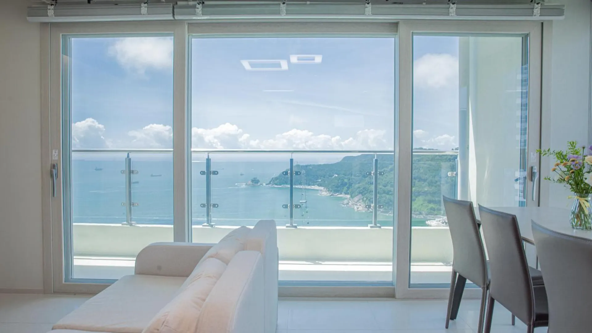 Ocean Sky Osila Songdo Apartment Busan